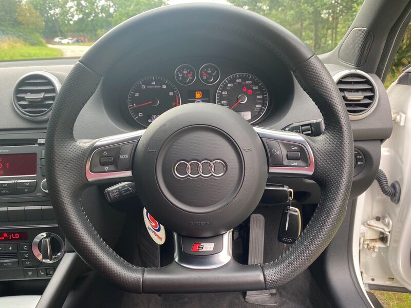 AUDI A3 2.0 TFSI Black Edition 3dr 2010