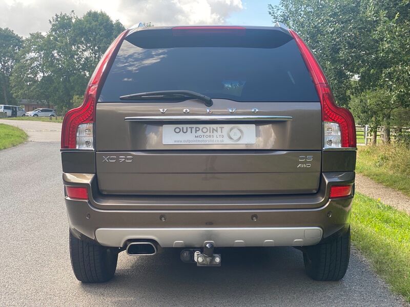 VOLVO XC90 2.4 D5 SE Lux Geartronic 4WD 5dr 2013