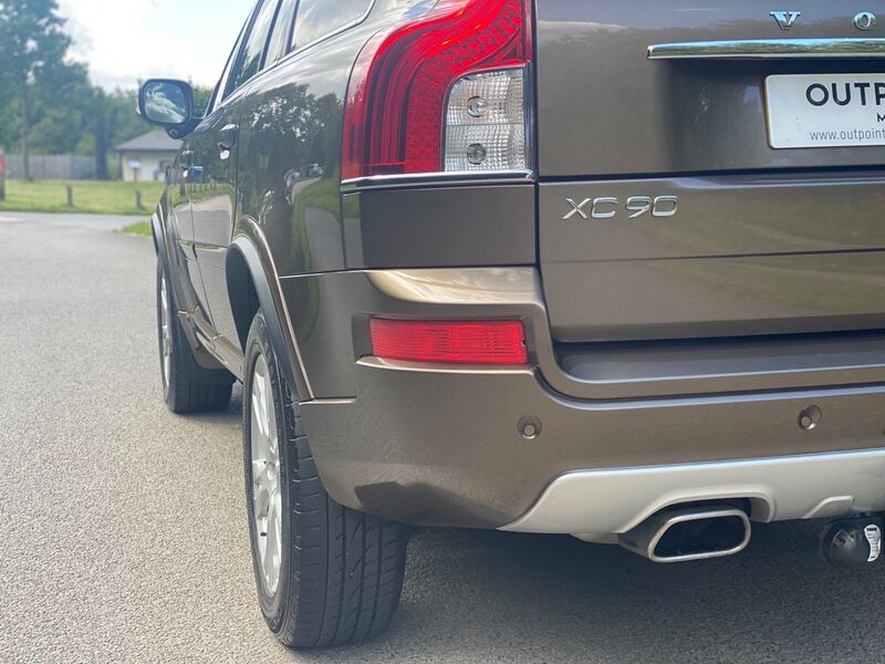 VOLVO XC90 2.4 D5 SE Lux Geartronic 4WD 5dr 2013