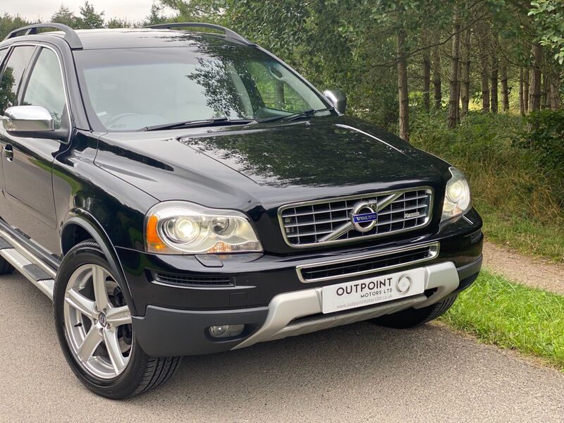 VOLVO XC90 2.4 D5 R-Design SE Geartronic AWD 5dr 2010