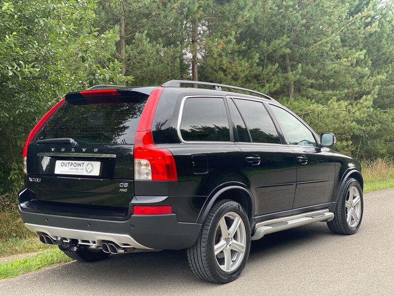 VOLVO XC90 2.4 D5 R-Design SE Geartronic AWD 5dr 2010