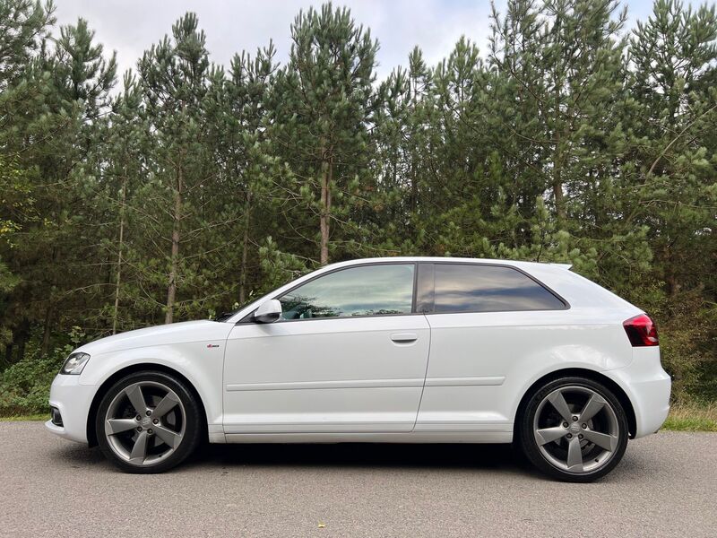 AUDI A3 2.0 TDI S line quattro 3dr 2012