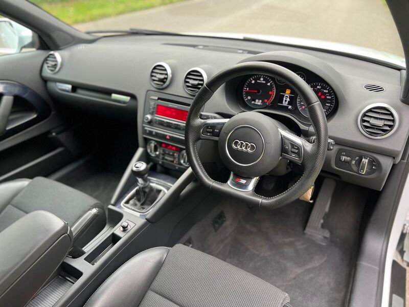 AUDI A3 2.0 TDI S line quattro 3dr 2012