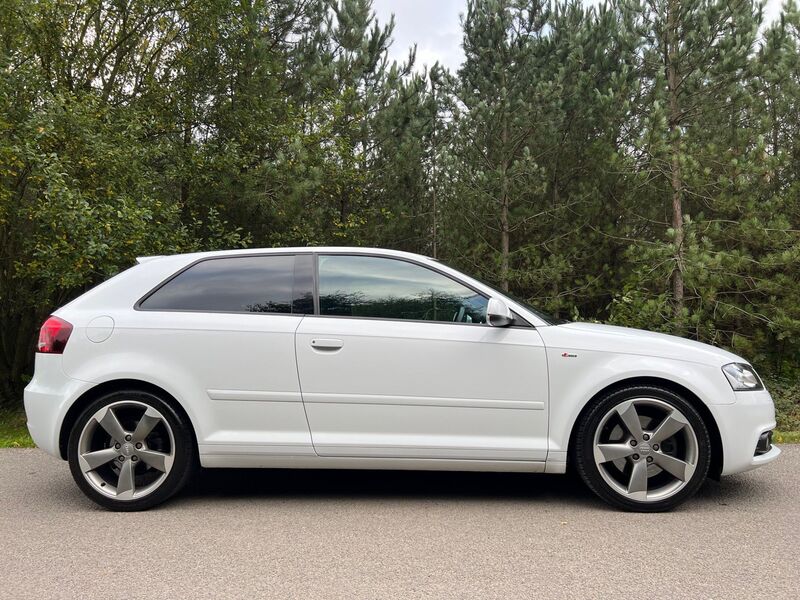 AUDI A3 2.0 TDI S line quattro 3dr 2012