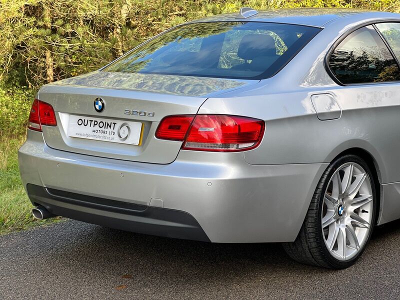 BMW 3 SERIES 2.0 320d M Sport Highline 2dr 2009