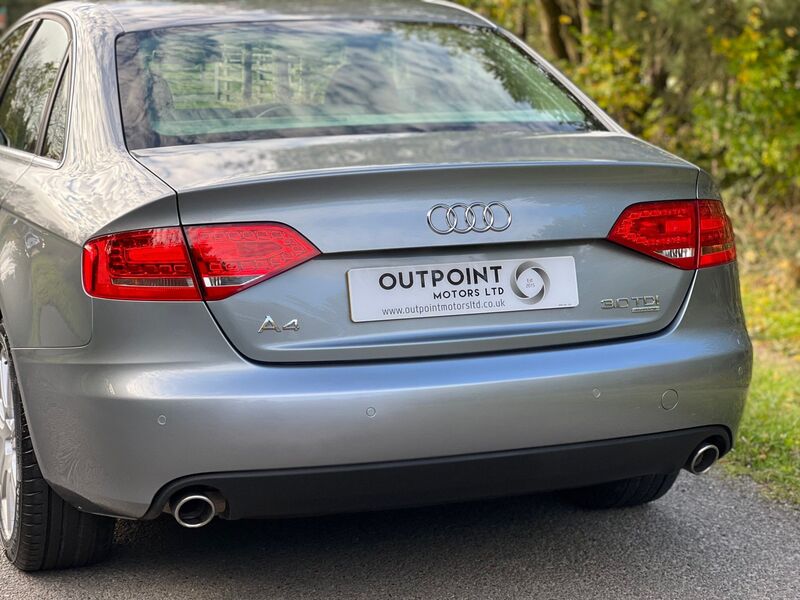 AUDI A4 3.0 TDI SE Tiptronic quattro 4dr 2009