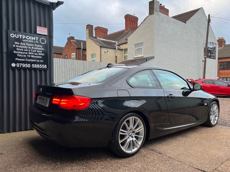 BMW 3 SERIES 3.0 325i M Sport 2dr 2011