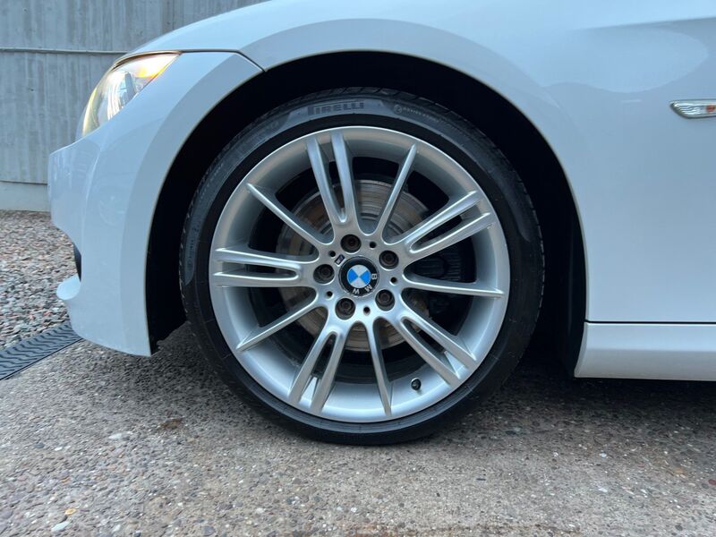 BMW 3 SERIES 3.0 330d M Sport 2dr 2011