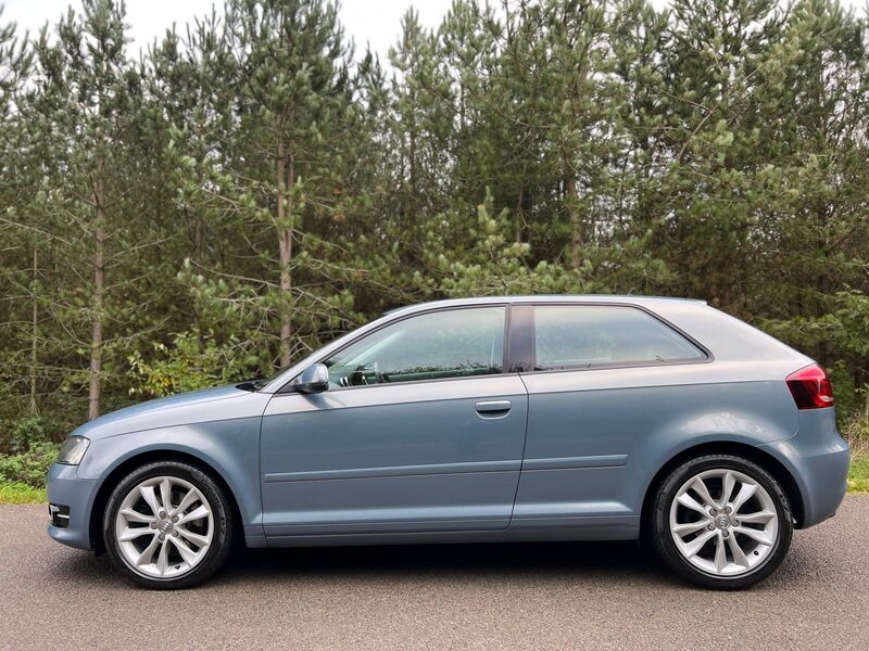 AUDI A3 2.0 TDI Sport S Tronic 3dr 2011