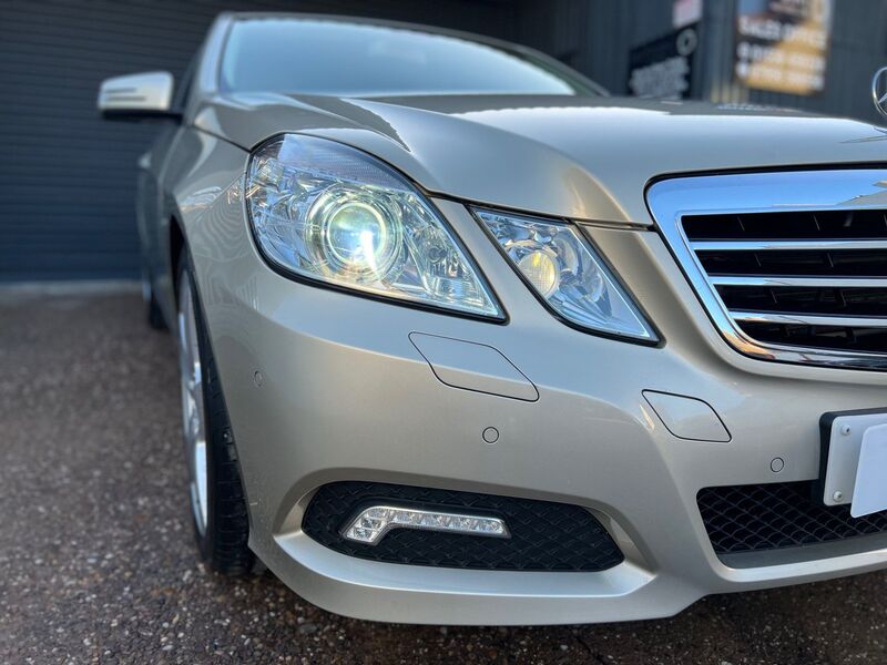 MERCEDES-BENZ E CLASS 3.0 E350 CDI Avantgarde Auto 4dr 2009