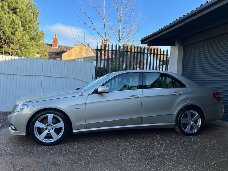 MERCEDES-BENZ E CLASS 3.0 E350 CDI Avantgarde Auto 4dr 2009