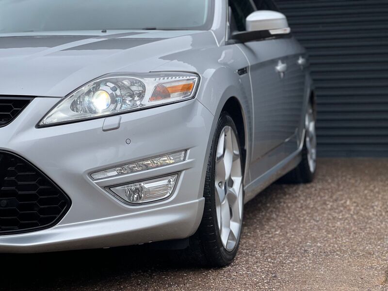 FORD MONDEO 2.2 TDCi Titanium X Sport 5dr 2011