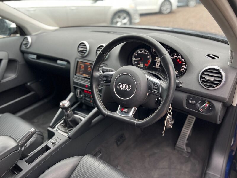 AUDI S3 2.0 TFSI Sportback quattro 5dr 2012