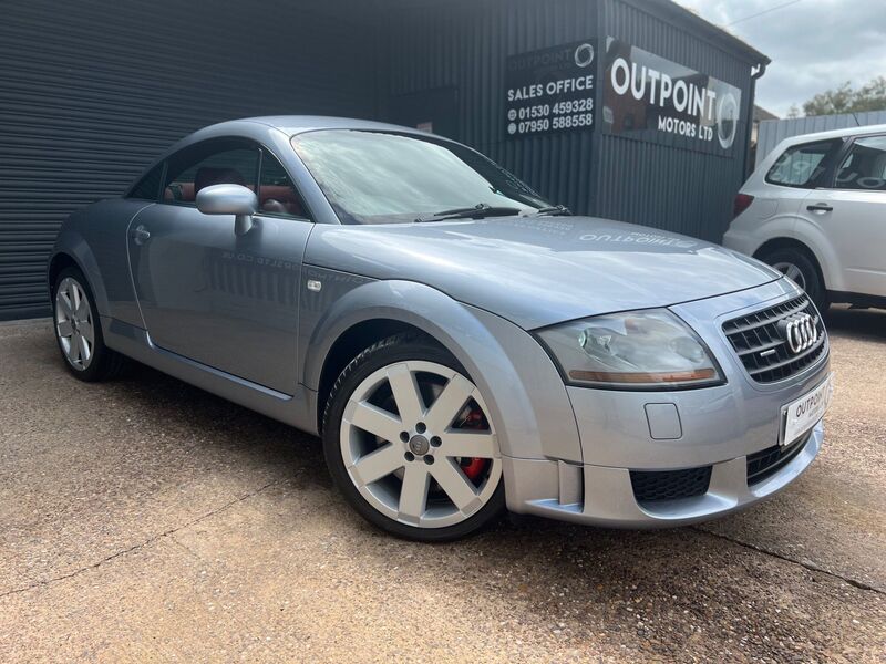 AUDI TT 3.2 DSG quattro 2dr 2004