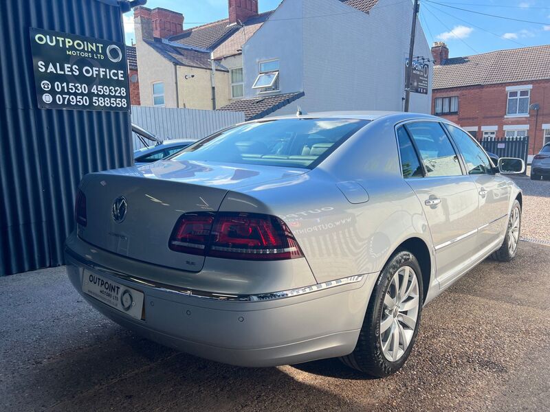 VOLKSWAGEN PHAETON 3.0 TDI CR V6 Tiptronic 4Motion Euro 5 4dr 2013