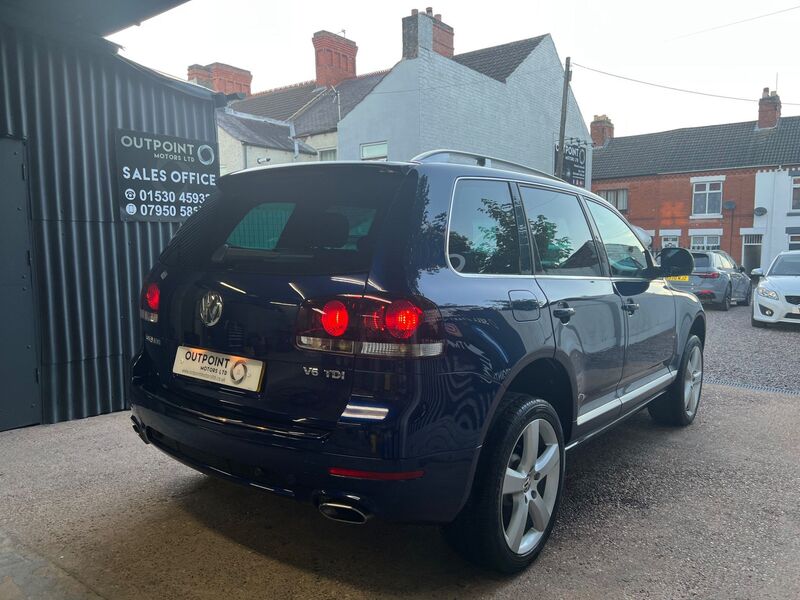 VOLKSWAGEN TOUAREG 3.0 TDI V6 DPF Altitude 5dr 2009