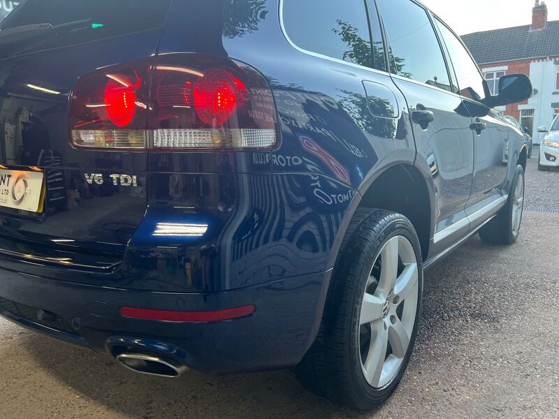 VOLKSWAGEN TOUAREG 3.0 TDI V6 DPF Altitude 5dr 2009