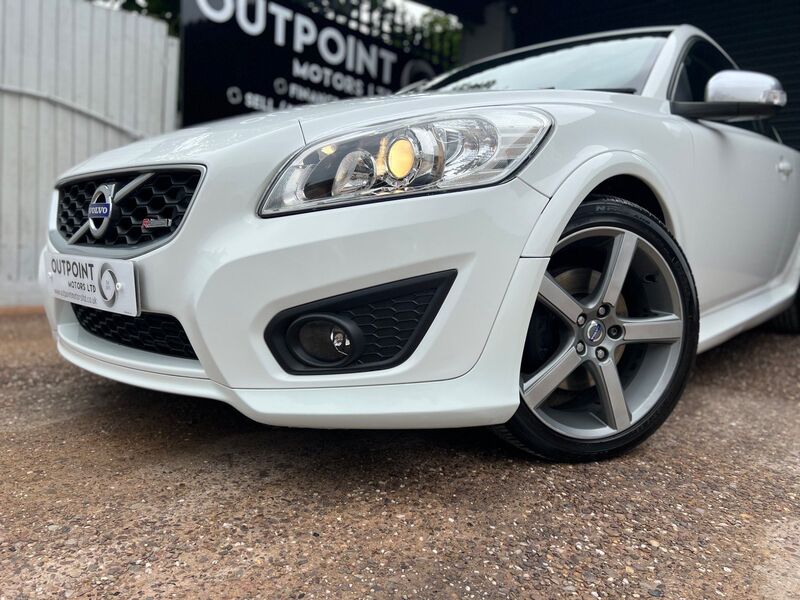 VOLVO C30 2.0 D3 R-Design Sports Coupe Euro 5 3dr 2011