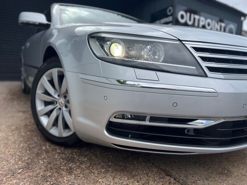 VOLKSWAGEN PHAETON 3.0 TDI CR V6 Tiptronic 4Motion Euro 5 4dr 2012