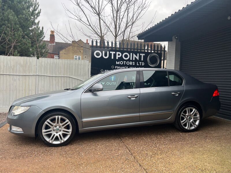 SKODA SUPERB 2.0 TDI Elegance Euro 5 5dr 2012