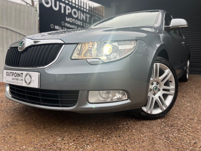 SKODA SUPERB 2.0 TDI Elegance Euro 5 5dr 2012