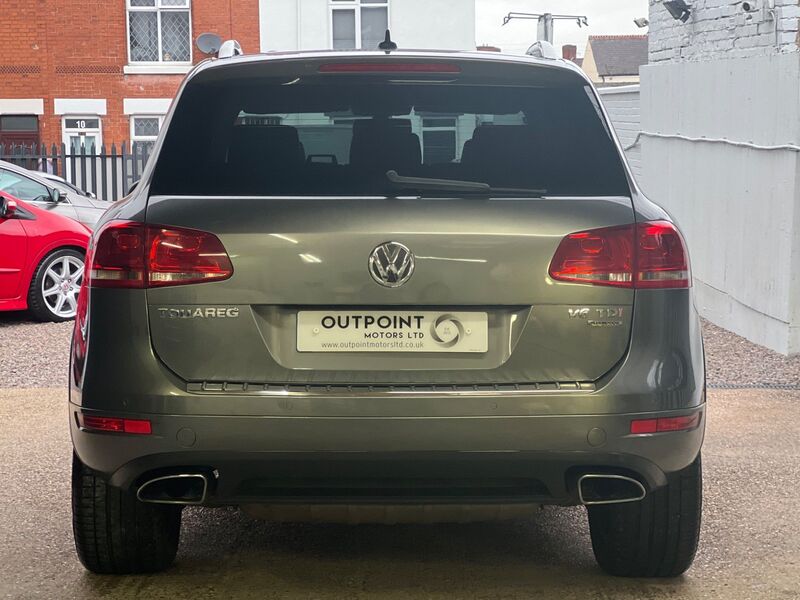 VOLKSWAGEN TOUAREG 3.0 TDI V6 BlueMotion Tech SE Tiptronic 4WD Euro 5 (s/s) 5dr 2011