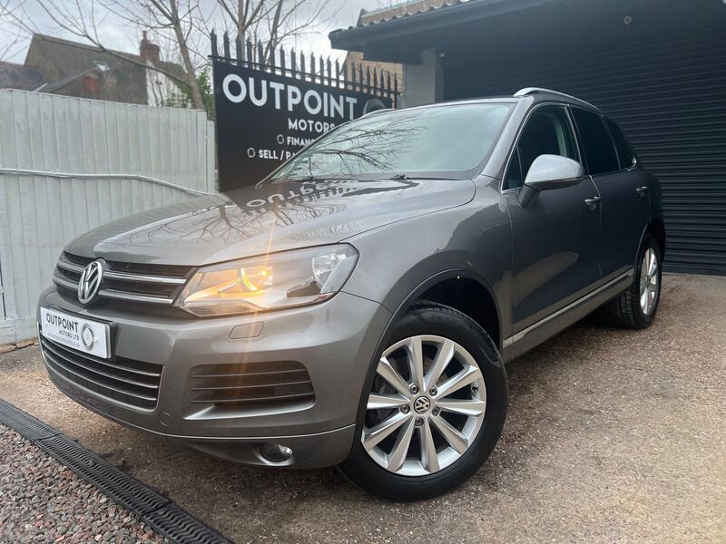 VOLKSWAGEN TOUAREG 3.0 TDI V6 BlueMotion Tech SE Tiptronic 4WD Euro 5 (s/s) 5dr 2011