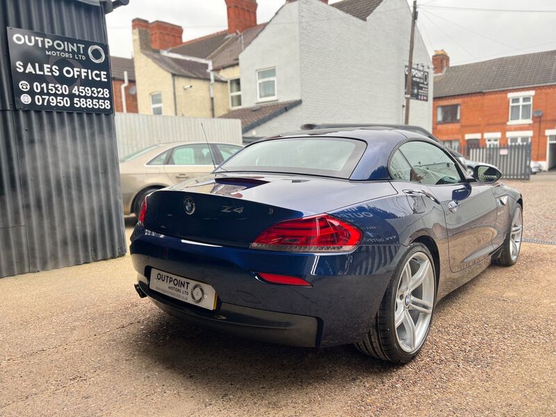 BMW Z4 2.5 23i M Sport sDrive Euro 5 2dr 2011