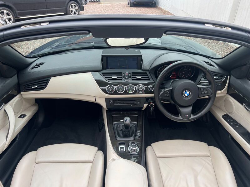 BMW Z4 2.5 23i M Sport sDrive Euro 5 2dr 2011