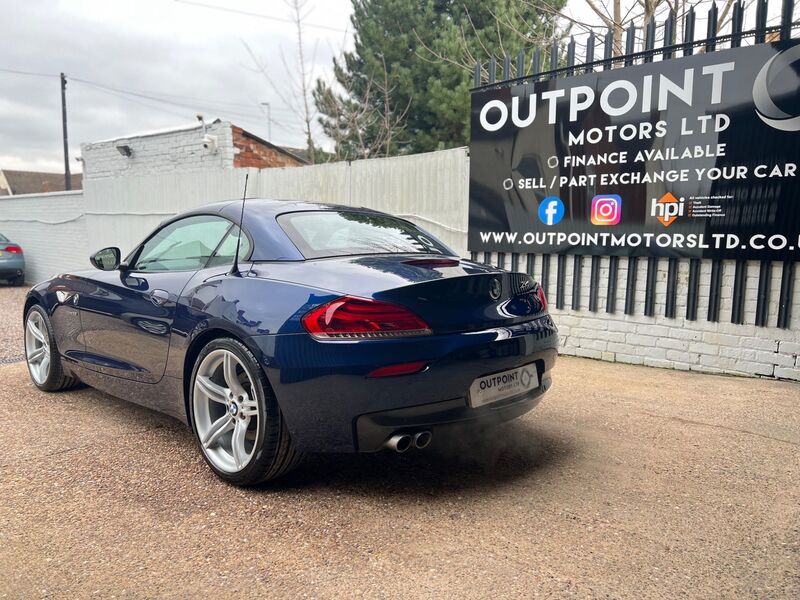 BMW Z4 2.5 23i M Sport sDrive Euro 5 2dr 2011