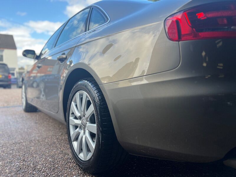 AUDI A4 3.0 TDI SE S Tronic quattro Euro 4 4dr 2009