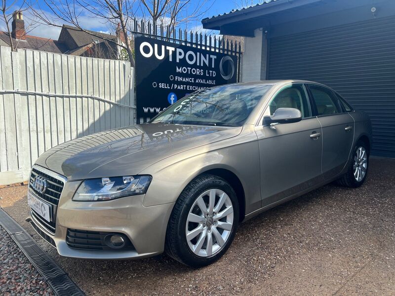 AUDI A4 3.0 TDI SE S Tronic quattro Euro 4 4dr 2009