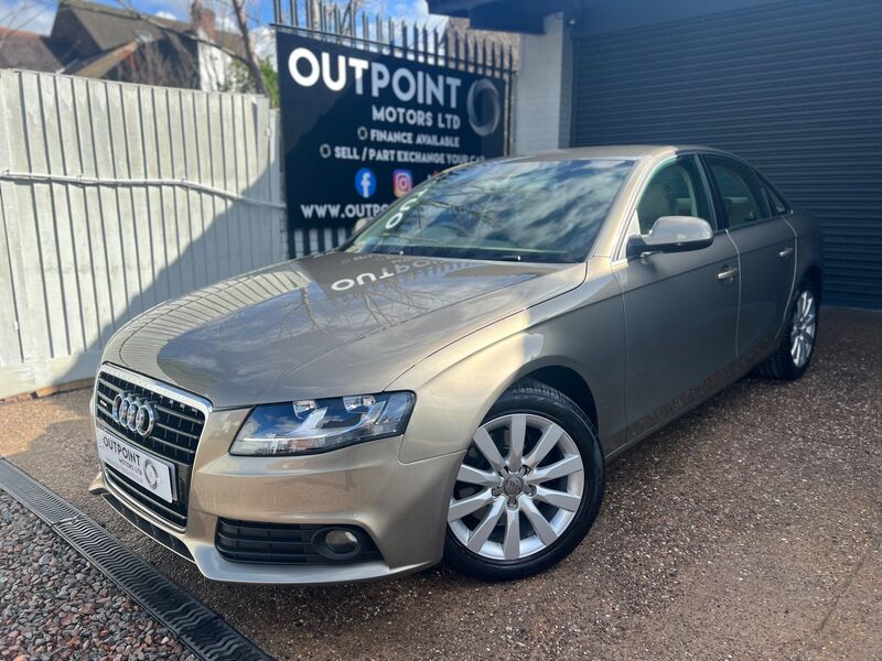 AUDI A4 3.0 TDI SE S Tronic quattro Euro 4 4dr 2009