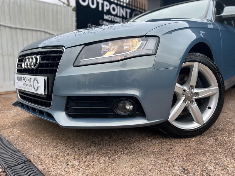 AUDI A4 3.0 TDI SE Tiptronic quattro Euro 4 4dr 2009