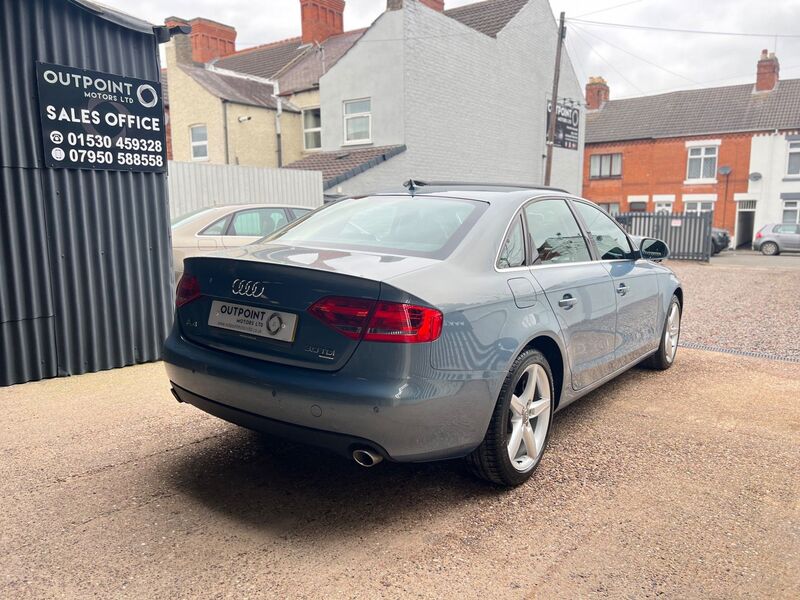 AUDI A4 3.0 TDI SE Tiptronic quattro Euro 4 4dr 2009