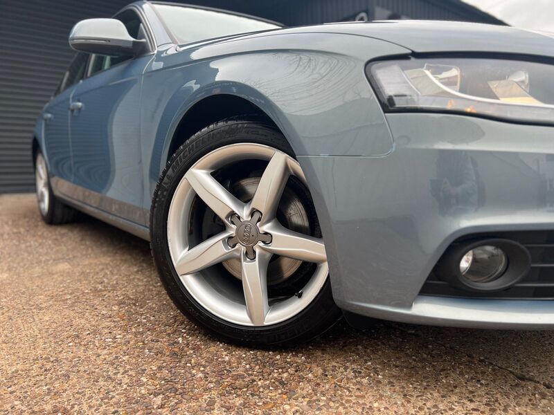 AUDI A4 3.0 TDI SE Tiptronic quattro Euro 4 4dr 2009