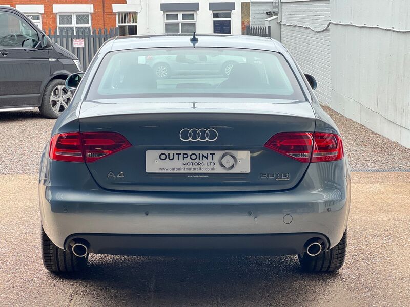 AUDI A4 3.0 TDI SE Tiptronic quattro Euro 4 4dr 2009