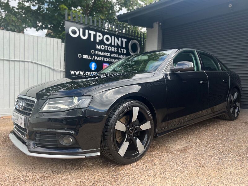 AUDI A4 2.0 TFSI Dynamik S Tronic quattro Euro 5 4dr 2011