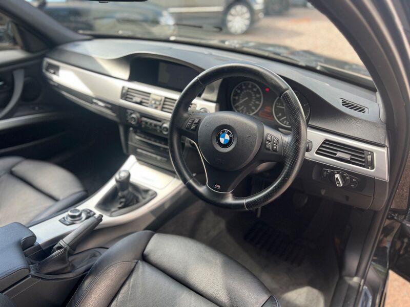 BMW 3 SERIES 2.0 320d Sport Plus Edition Euro 5 (s/s) 4dr 2011