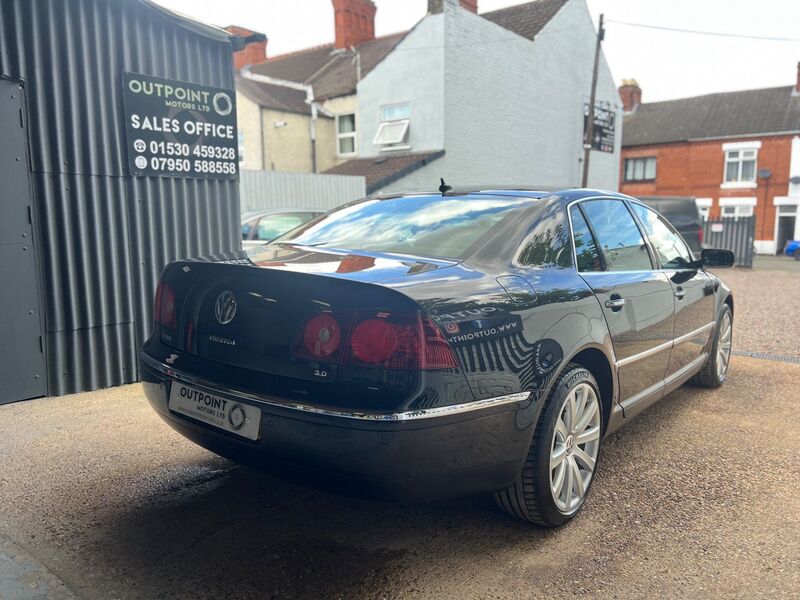 VOLKSWAGEN PHAETON 3.0 TDI V6 4MOTION 4dr 2009