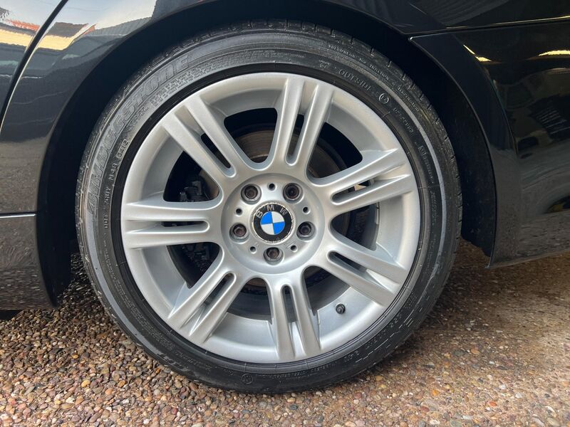 BMW 3 SERIES 2.0 320d M Sport Steptronic Euro 5 4dr 2011