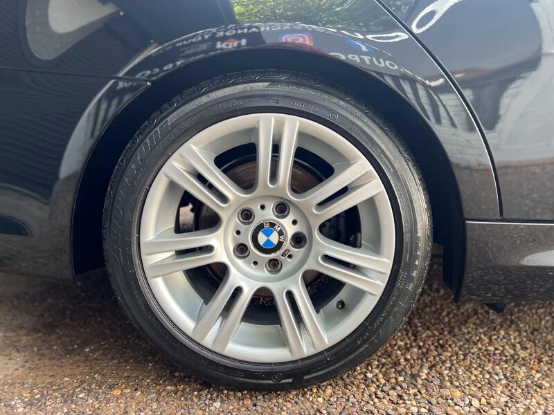 BMW 3 SERIES 2.0 320d M Sport Steptronic Euro 5 4dr 2011